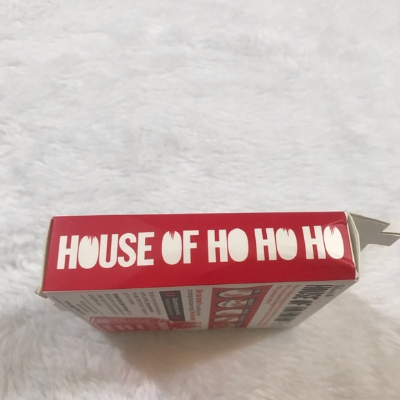 NEW ELEGANT TOUCH GOLDEN BAUBLES CHRISTMAS NAILS - Picture 6 of 10